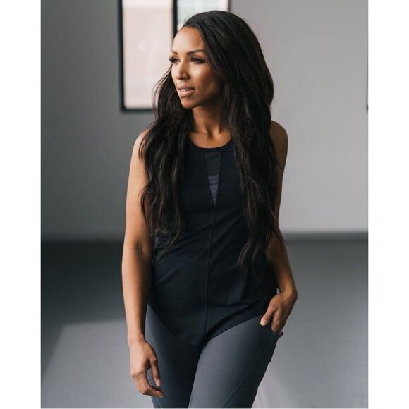 Zyia Effortless Black Tank Top - Picture 1 of 7